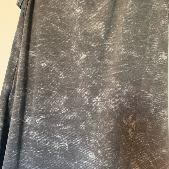 NWT LuLaRoe Perfect Tank - Picture 3 of 6